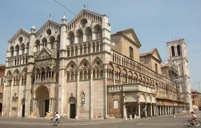 B&B Lefarfalle Ferrara Zewnętrze zdjęcie